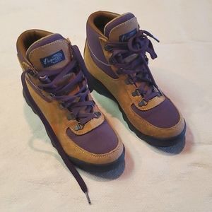 Vasque Skywalk Mid GTX hiking boots women size 10